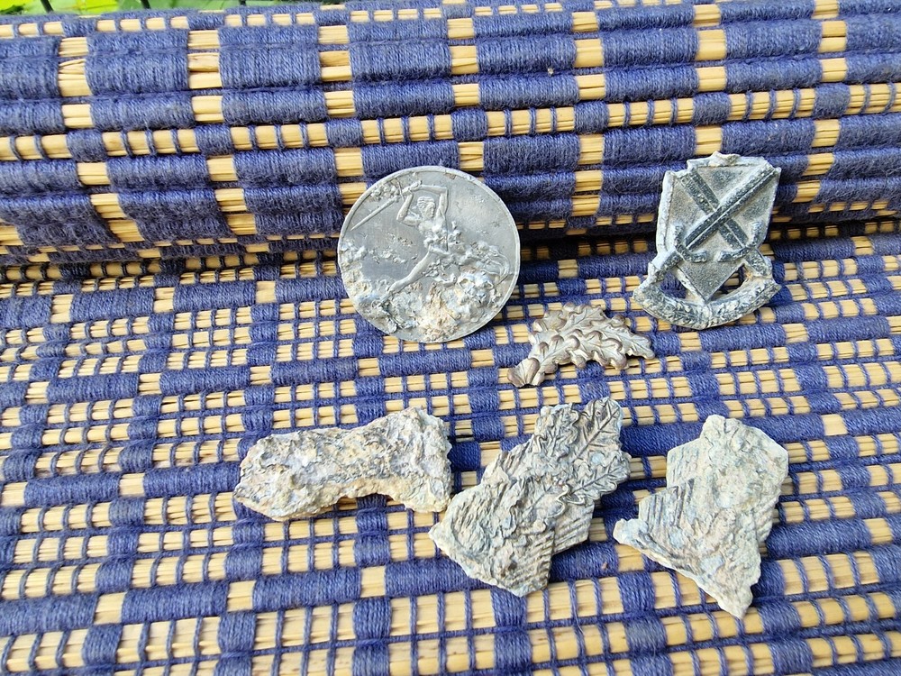 WW2 Original German Badges Front Item Relic.