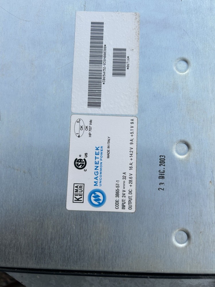 Motorola 24v 32 A Quantar T5365A Power Supply