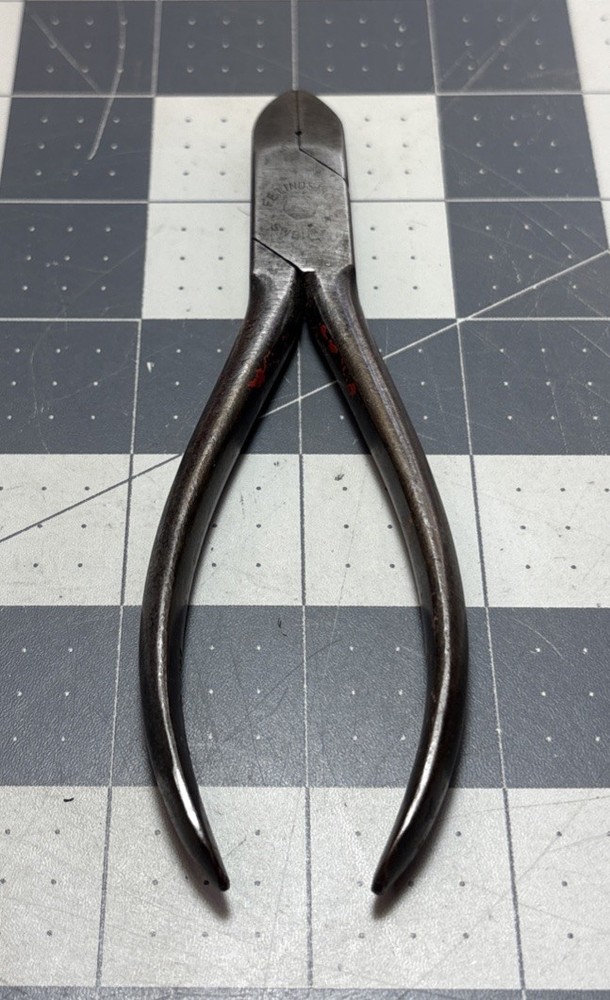 F.E. Lindston Sweden Bell System Cutter Tools