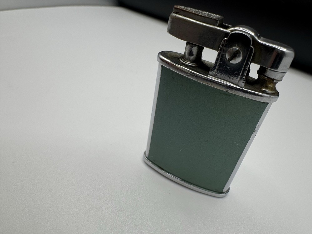 Vintage Ronson Gem Lighter Green w/ Silver Trim