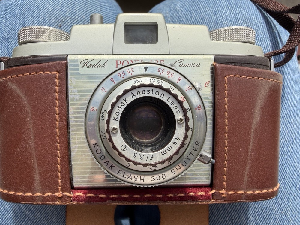 Vintage Kodak Pony 135 Model C  Camera Leathera Case Strap