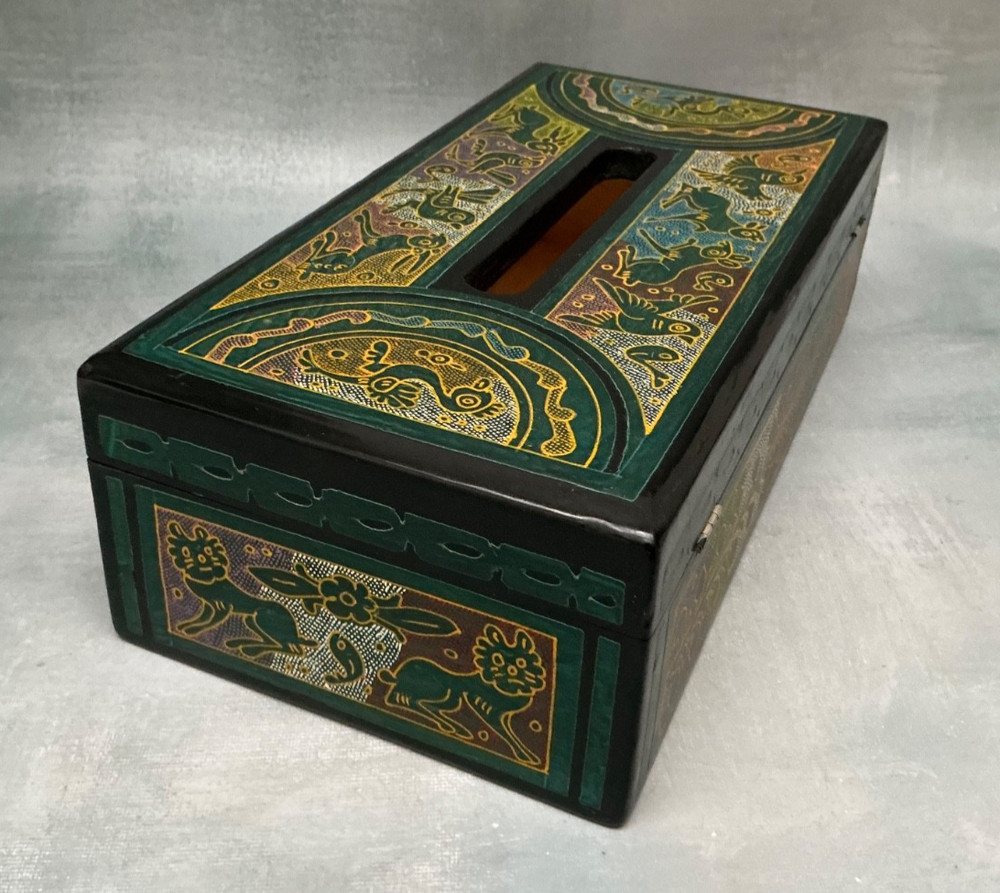 Olinala Lacquer Tissue Box Cover Birds Rabbits Mexico