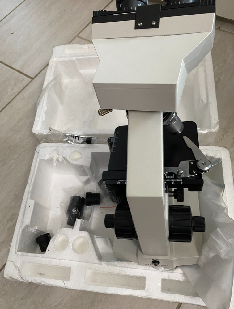 Omax Microscope