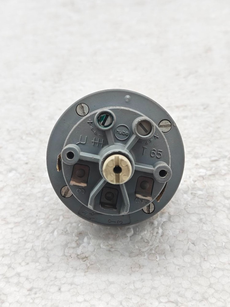 Huba Controls AG CH-8116 Adjustable Air Pressure Switch