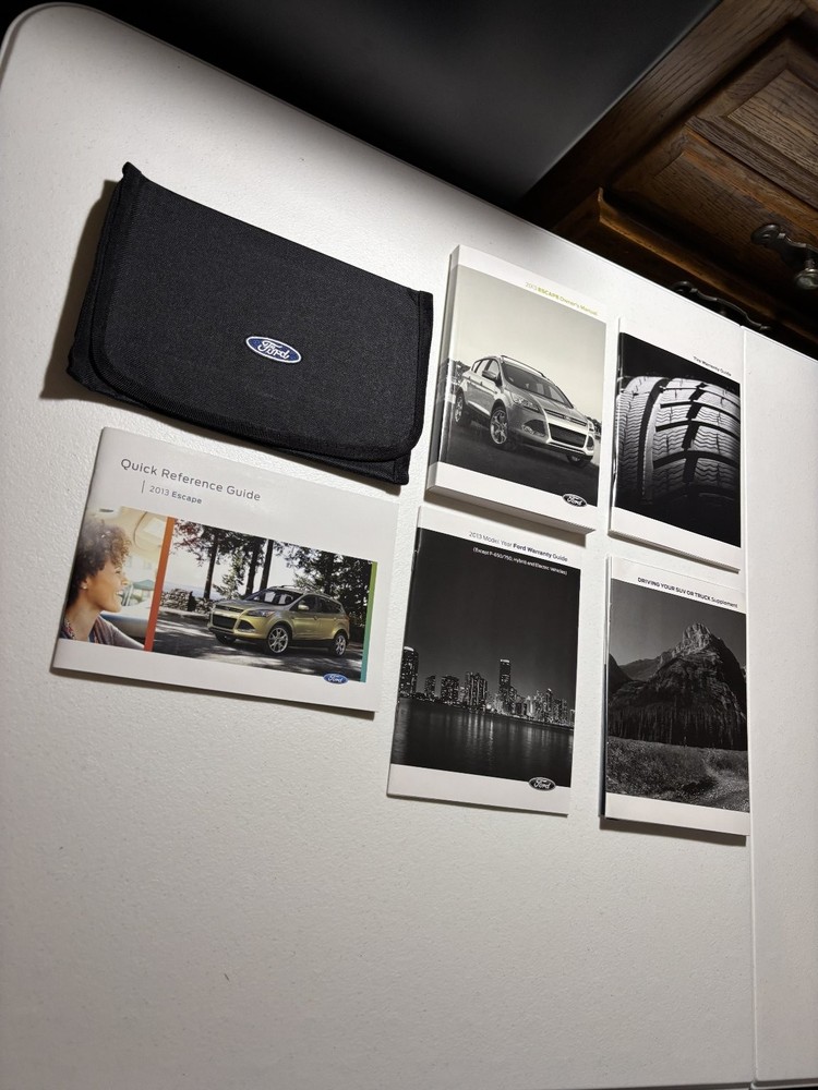 2013 Ford Escape Owner's Manual OEM Set