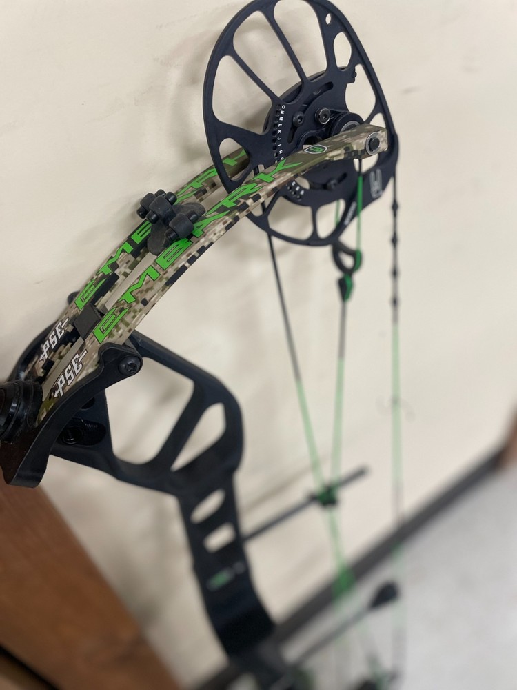 PSE 2145ZFRS02960 EMBARK ZF RH 29/60 COMPOUND BOW
