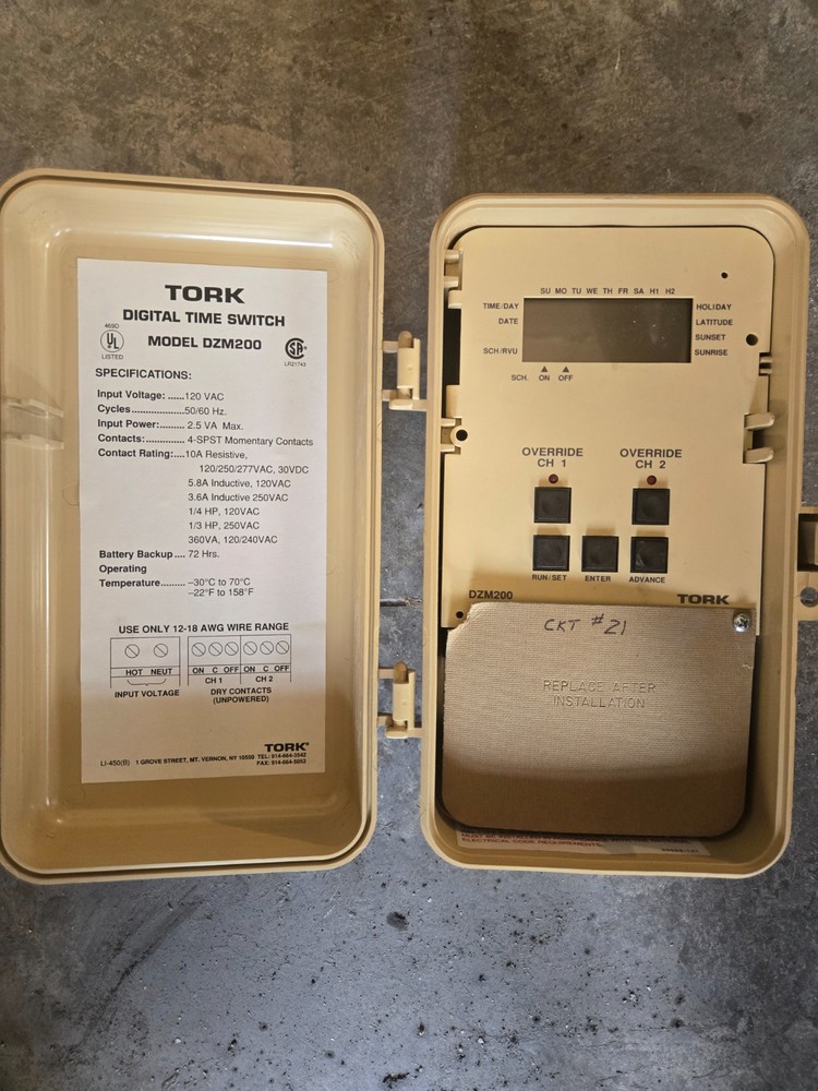 -TORK DZS 200 DIGITIAL TIME SWITCH-
