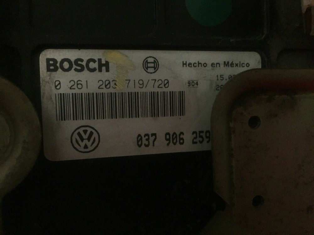 NY413-4 OEM 96 VOLKSWAGEN JETTA ENGINE CONTROL COMPUTER MODULE ECM ECU