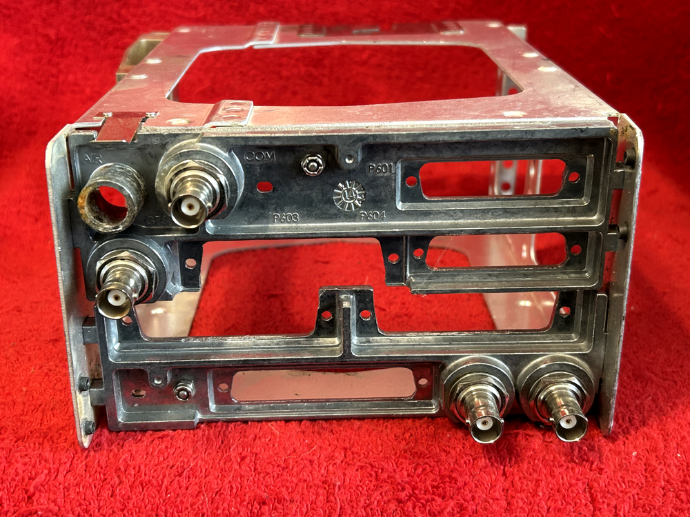MOUNTING TRAY FOR GARMIN GIA 63W INTEGRATED AVIONICS UNIT