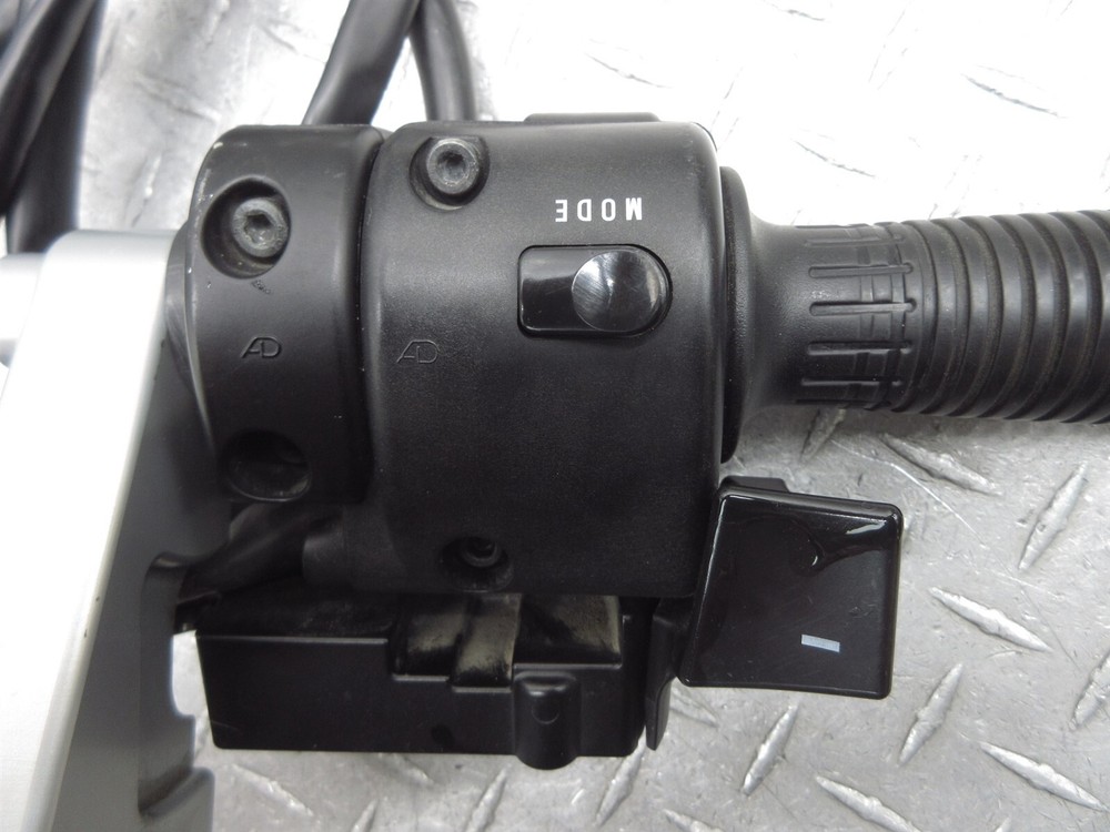 2008 08-09 Can-Am Spyder GS SE5 Left Switch Handlebar Control Reverse Assembly