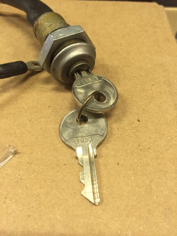 2 Wire On/Off Switch Key Retaining When On NOS 3/4 Inch Hole