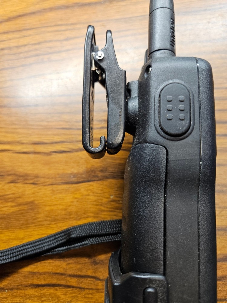 Uniden WHS75 Submersible Handheld VHF