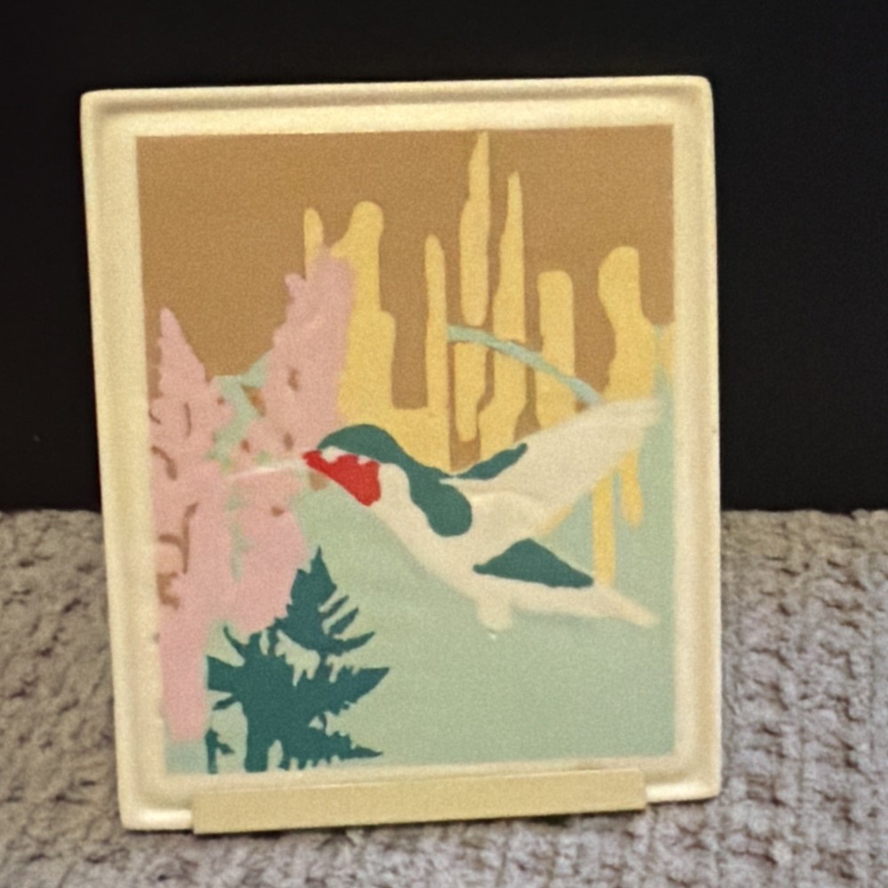 Hummingbird Lithopane Tile attaches to nightlight