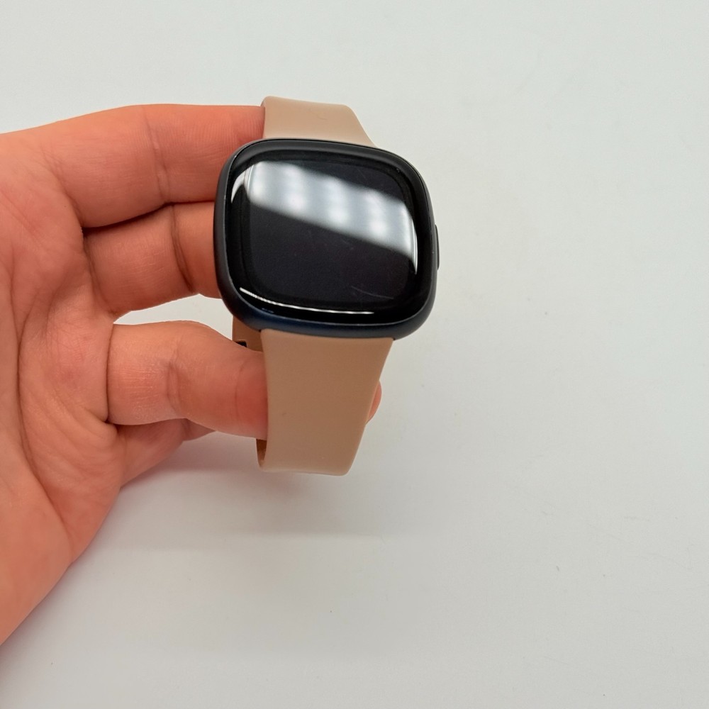 Fitbit Versa 4 Fitness Smartwatch - Graphite [DP162]
