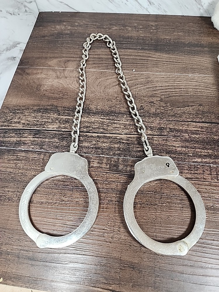 ☆LOOK☆ ~Securitech Oversized Ankle Cuffs~ ☆CUFFS-ONLY☆