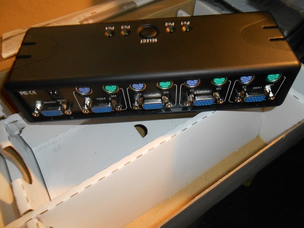 AVOCENT SWITCHVIEW PC 4SVP10  NIB