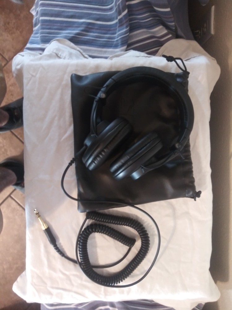 Elektron Digitakt 8 Voice Digital Drum Computer & Sampler