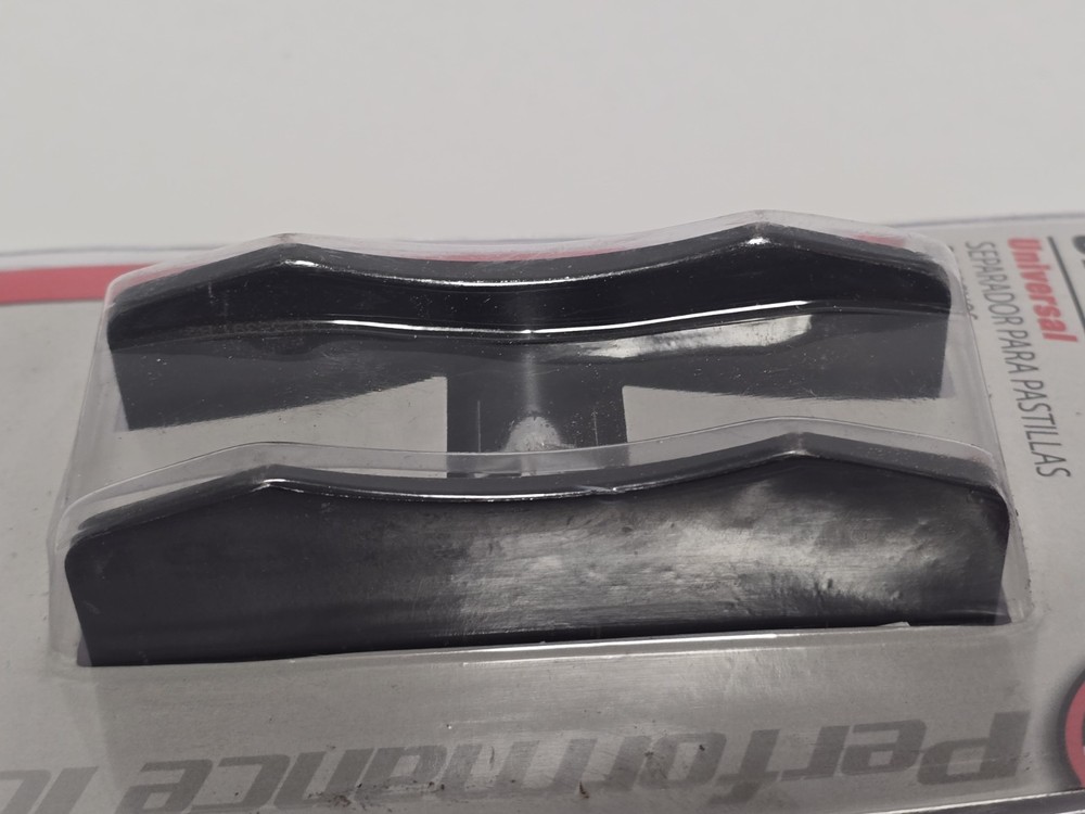 PERFORMANCE TOOL UNIVERSAL BRAKE PAD SPREADER- W80109