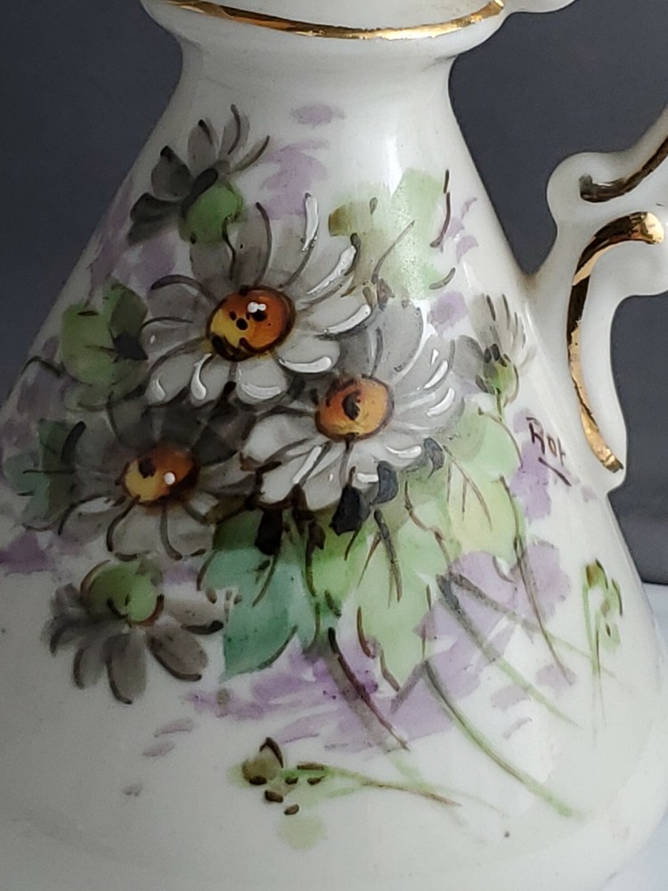 Beautiful Hand Painted Weisley Ewer