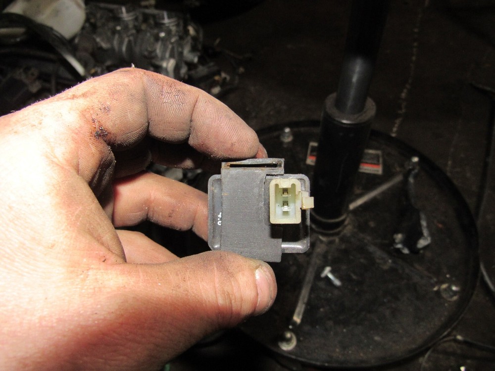 1995 suzuki rf900 relay