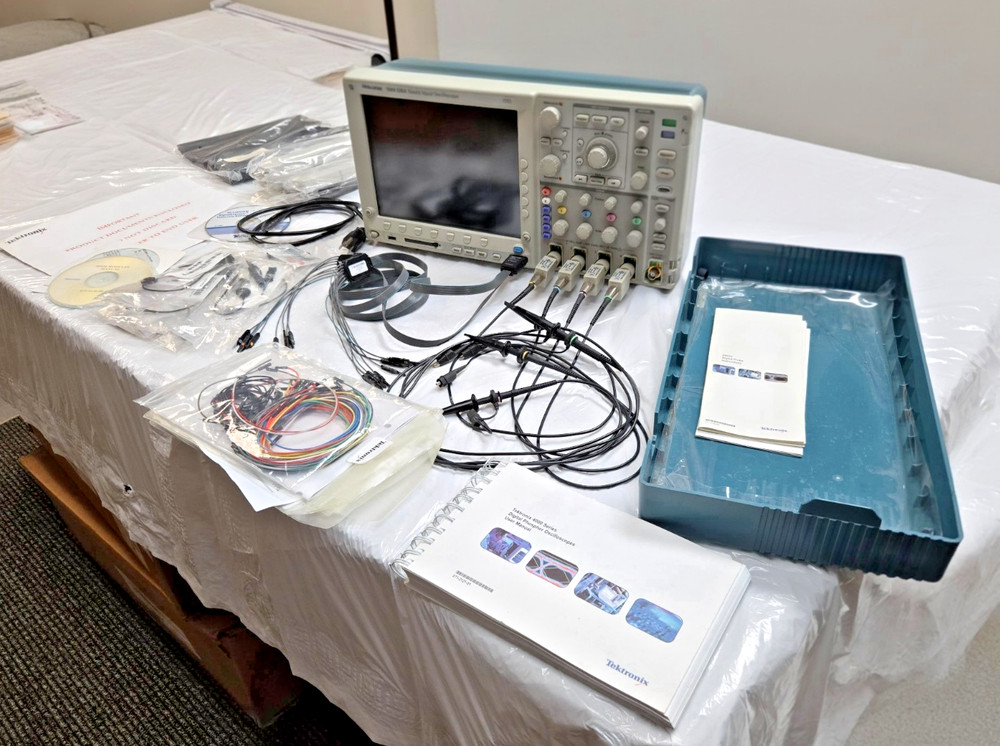 Tektronix Oscilloscope  MSO4034