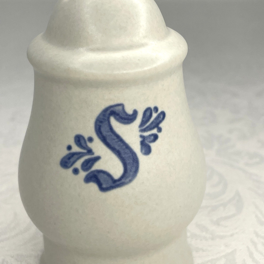 Pfaltzgraff Stoneware Yorktowne Blue Salt Shaker Replacement with Stopper