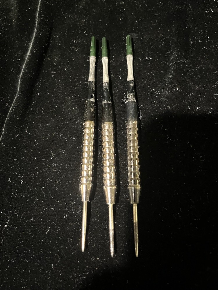 VINTAGE HALEX SILVER DARTS W/ CASE