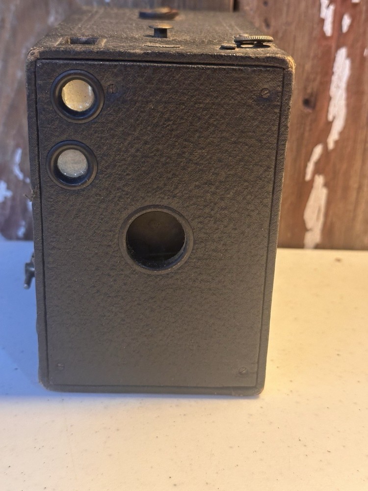 Brownie No2A Model B Vintage Camera