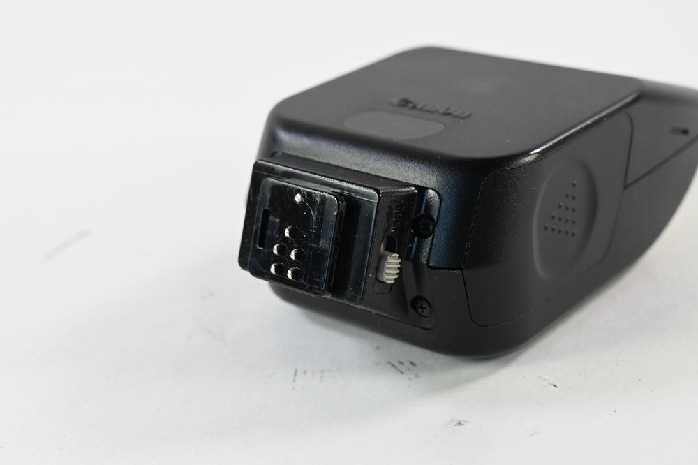 Canon 200E Speedlite Shoe Mount Flash #G532