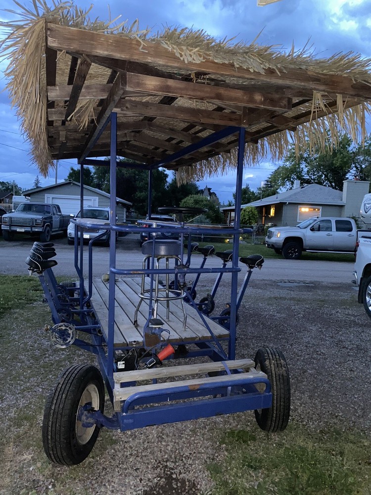 BAR ON WHEELS - Party Peddler