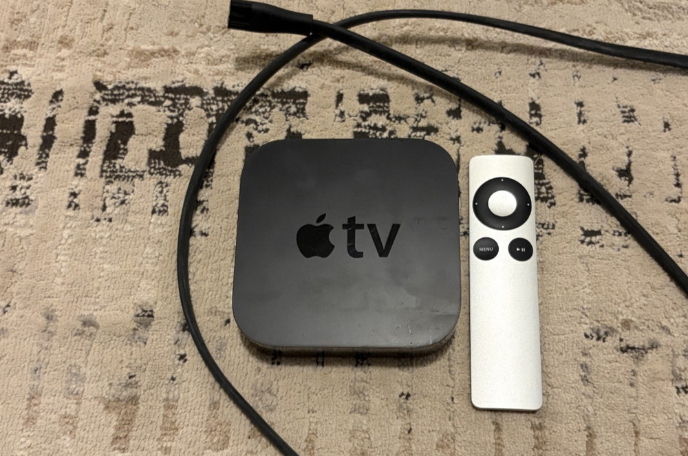 Apple TV 3rd Gen A1469 HD | With Remote | Used