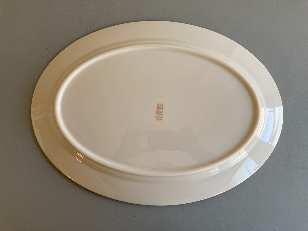 LENOX BELLEVUE MAROON 17" OVAL SERVING PLATTER