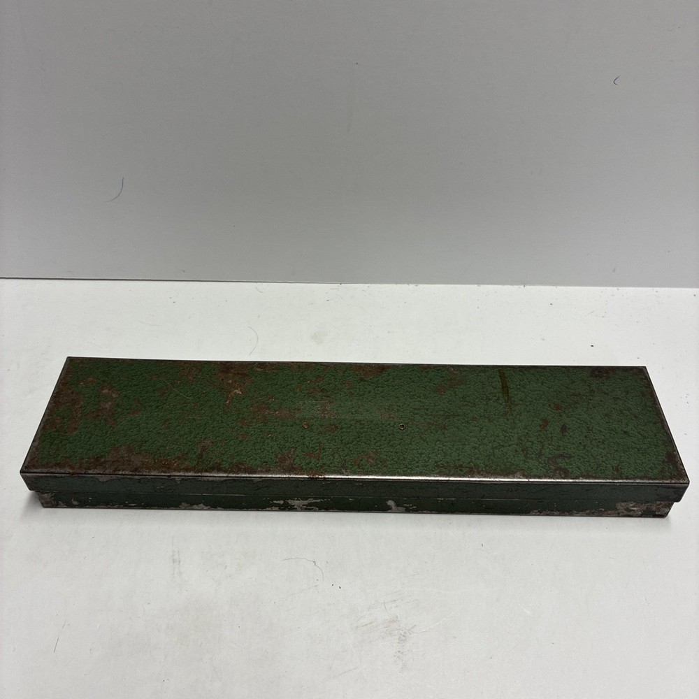 Vintage S-K Wayne Tools Metal Tool Green Socket Box Empty 10.5”x2.5”