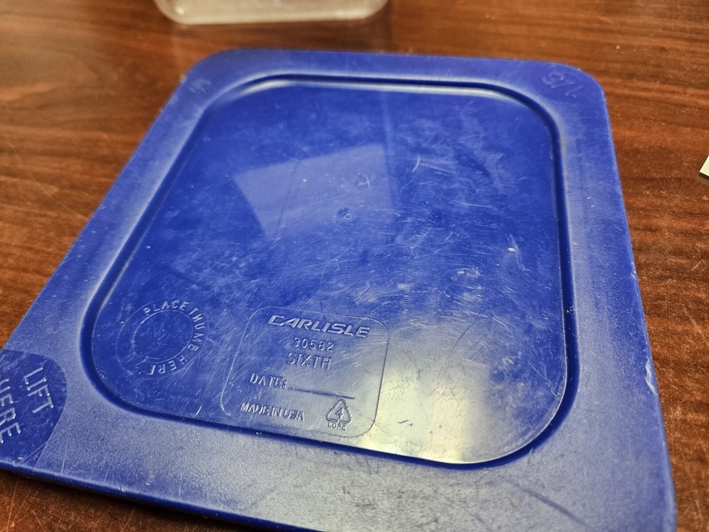 Carlisle 1/6, Blue Pan Lid 30582