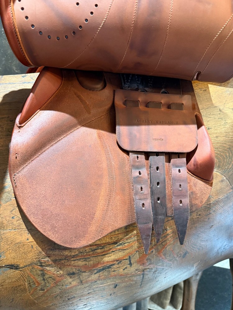 hermes vivace 17" jumping saddle