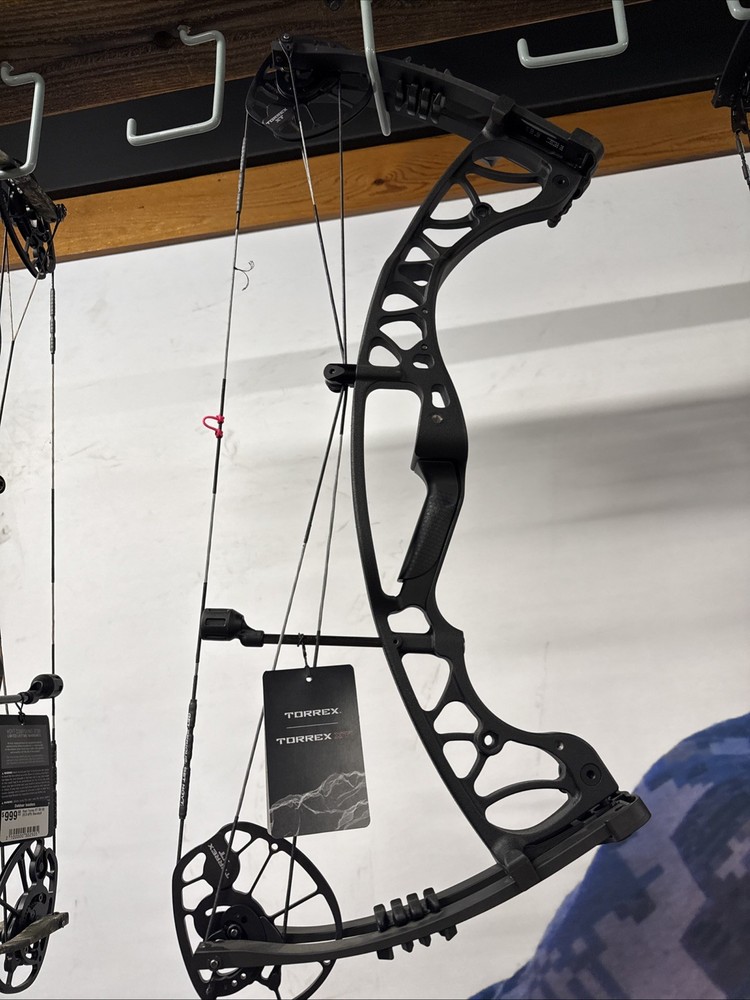 hoyt torrex xt compound bow