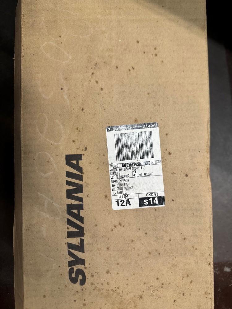 SYLVANIA FLUORESCENT COOL WHITE 46135 F14T12/CW