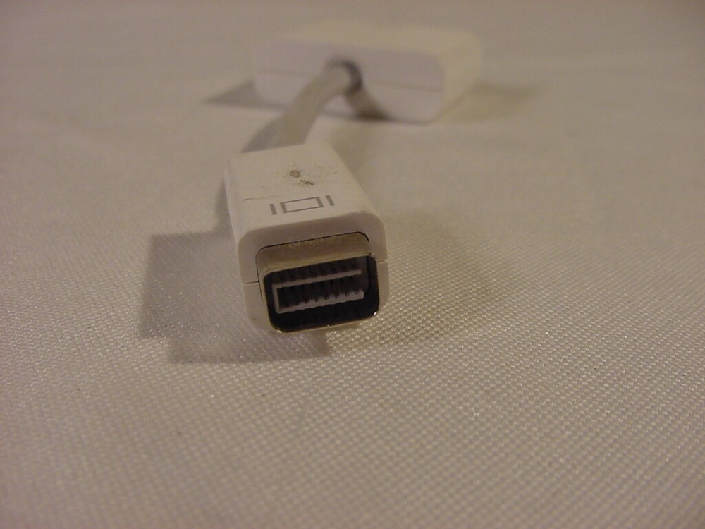 DISPLAYPORT TO DVI CORD CABLE