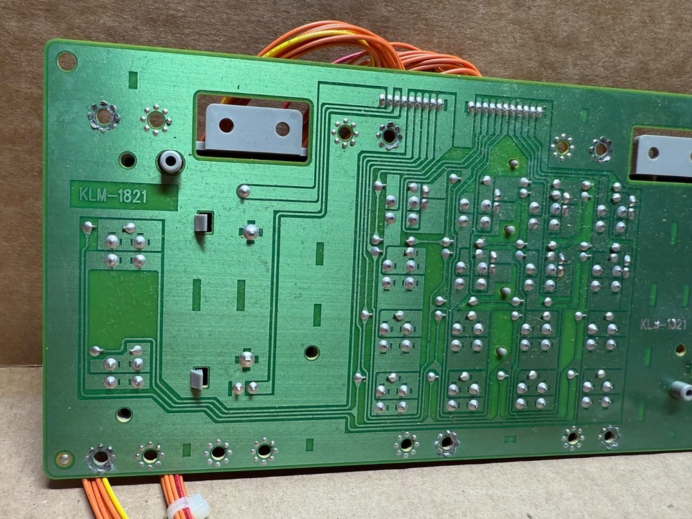 KORG TRINITY LEFT SIDE PANEL BOARD KLM-1821