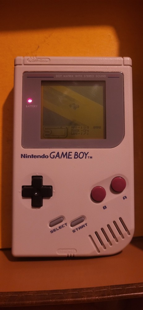 Original Game Boy DMG-01 Console Handheld Very Nice -TESTED