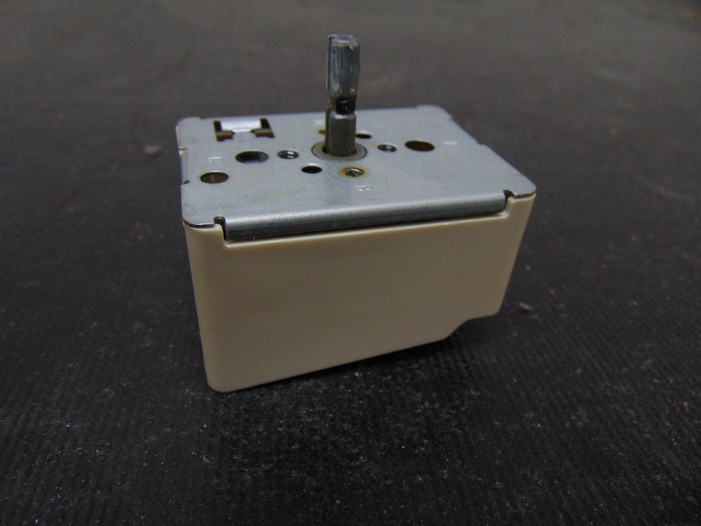 GE Range JB750SJ1SS Surface Element Control Switch WB24T10029