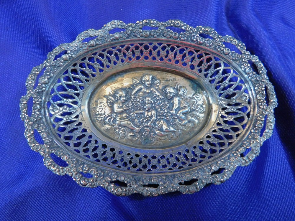 GERMAN CHERUBS FILIGREE .800 SILVER NUT DISH - GOOD CONDITION H