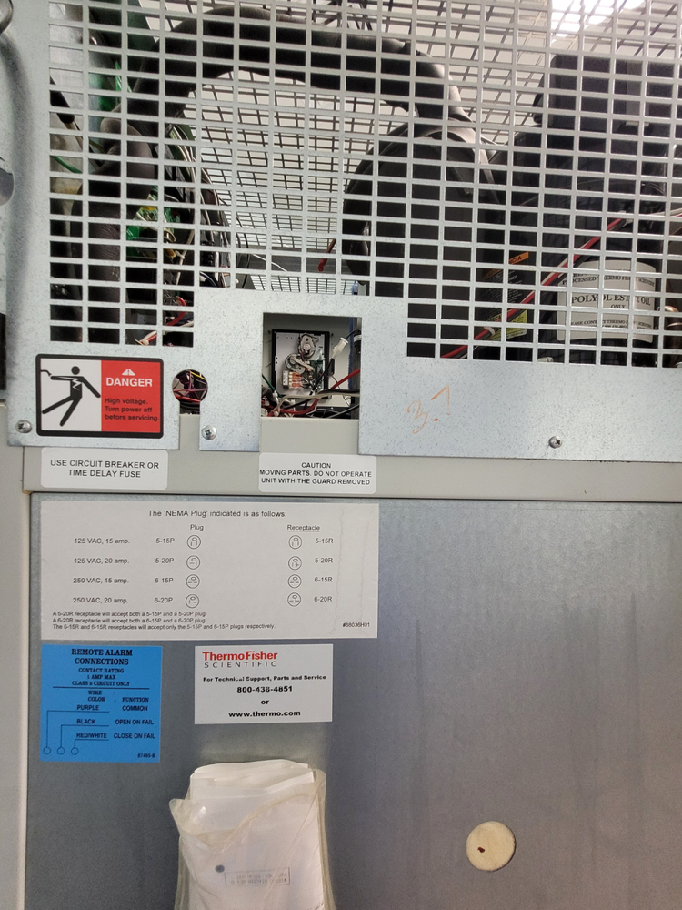 Thermo Scientific UGL2320A19 -20 Freezer