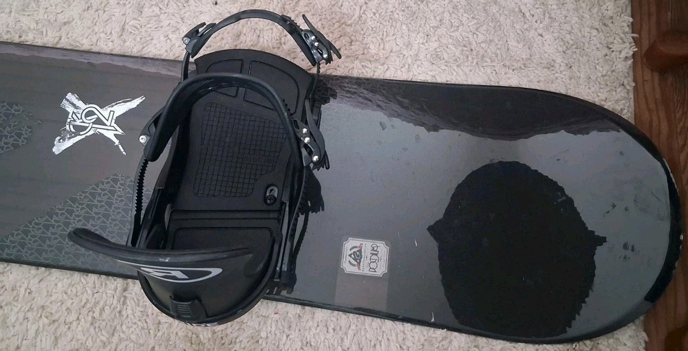 156cm K2 Podium Snowboard Bindings Not included