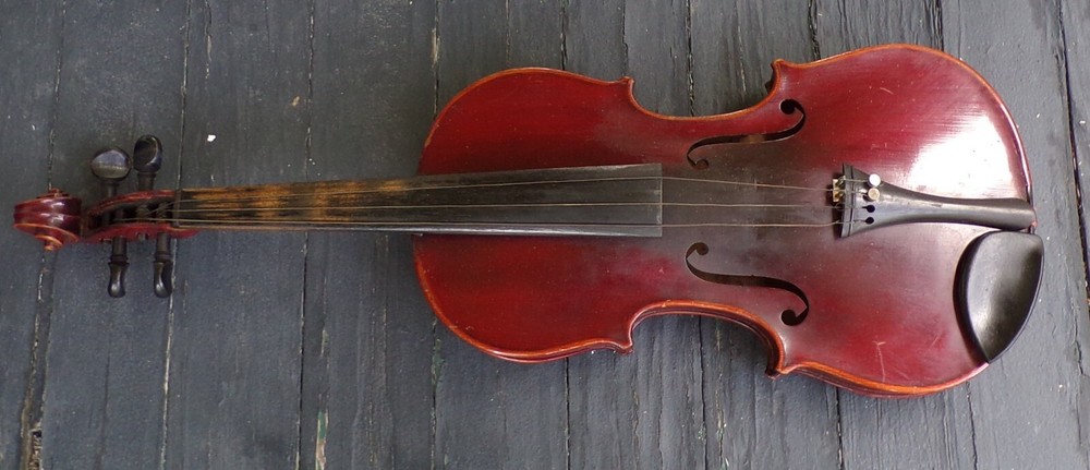 OLD VINTAGE VIOLIN W CASE SAXONY