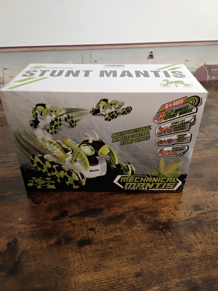 Stunt Mantis multifunctional remote control stunt car 2.4GHz