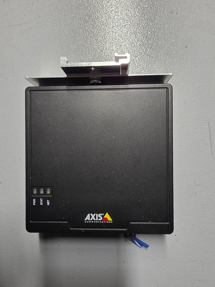 Axis Communications F34 4-Channel Camera Surveillance Main Unit