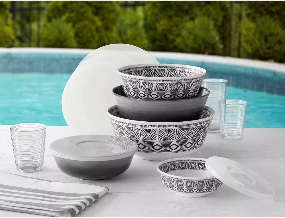 Member's Mark Ten (10) Piece Melamine Nesting Bowls with Lids Printmaker Design