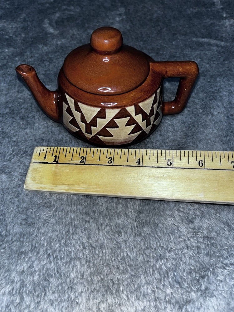 Brown Pottery Tea Pot, With Design