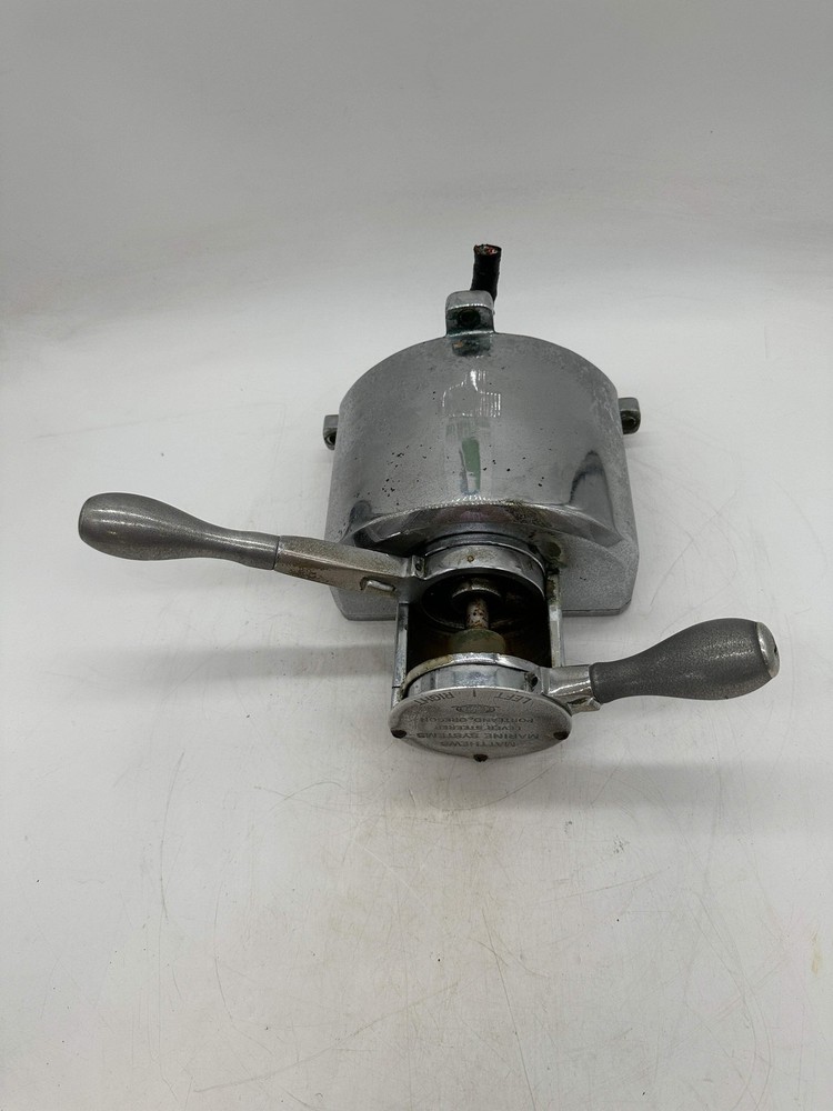Matthews Marine Systems Left / Right Lever Steerer (Used)
